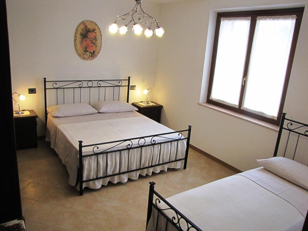 Appartamento Serena Ponti sul Mincio Bagian luar foto